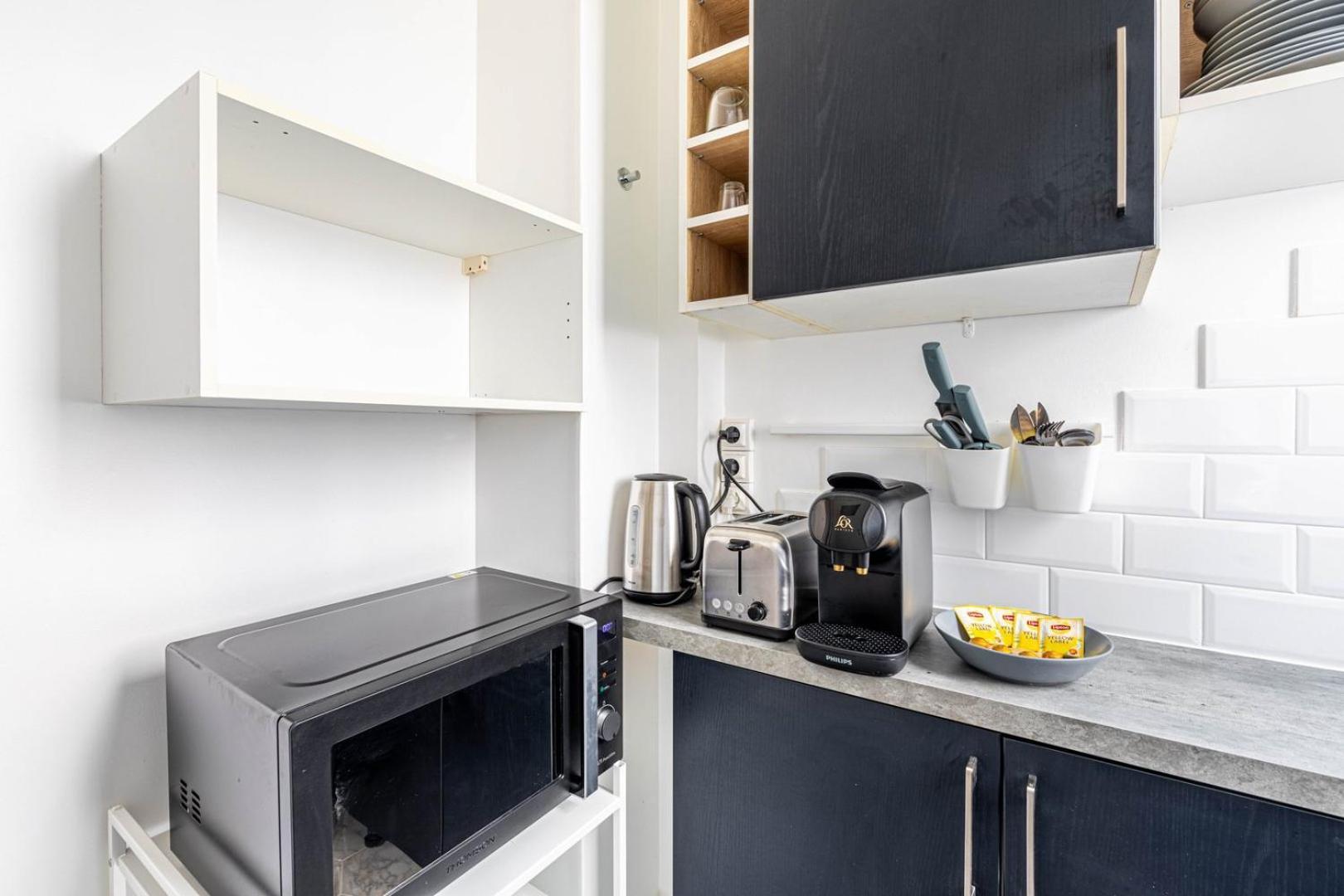 Appartement Guestready - Sleek And Comfy Near The Metro Parijs